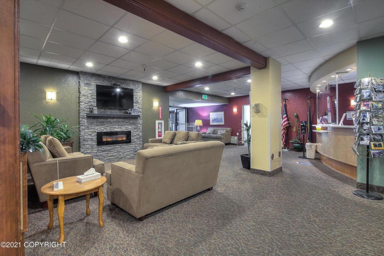 Travelodge By Wyndham Juneau Mendenhaven Exterior photo
